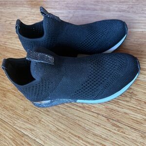 Women's Black Slip-On Sneakers